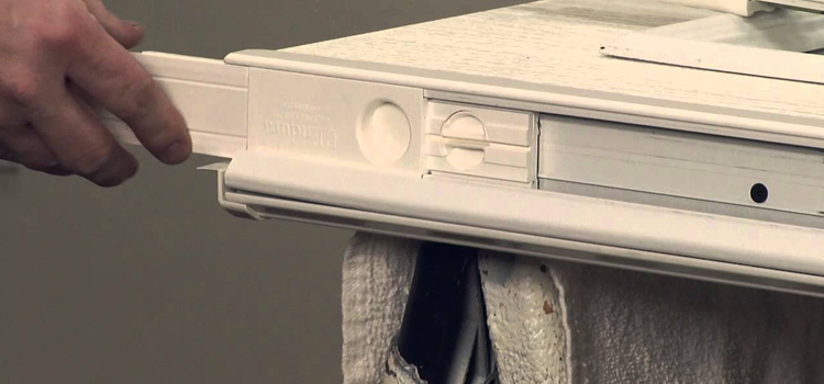 aluminum storefront door repair Magalia